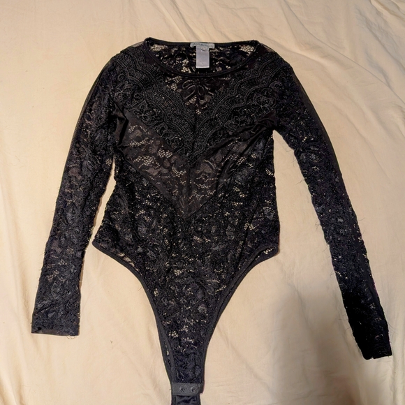 Charlotte Russe Black Lace Top - Picture 1 of 4